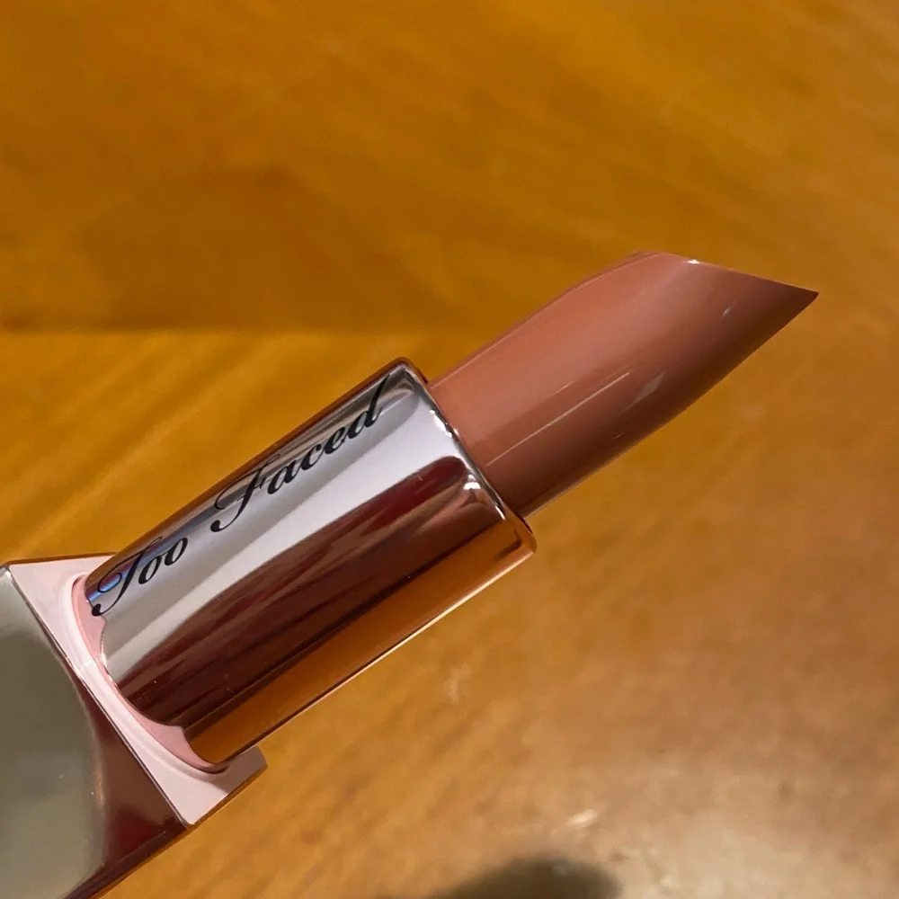 Too Faced Lady Bold Em-Power Pigment Lipstick
